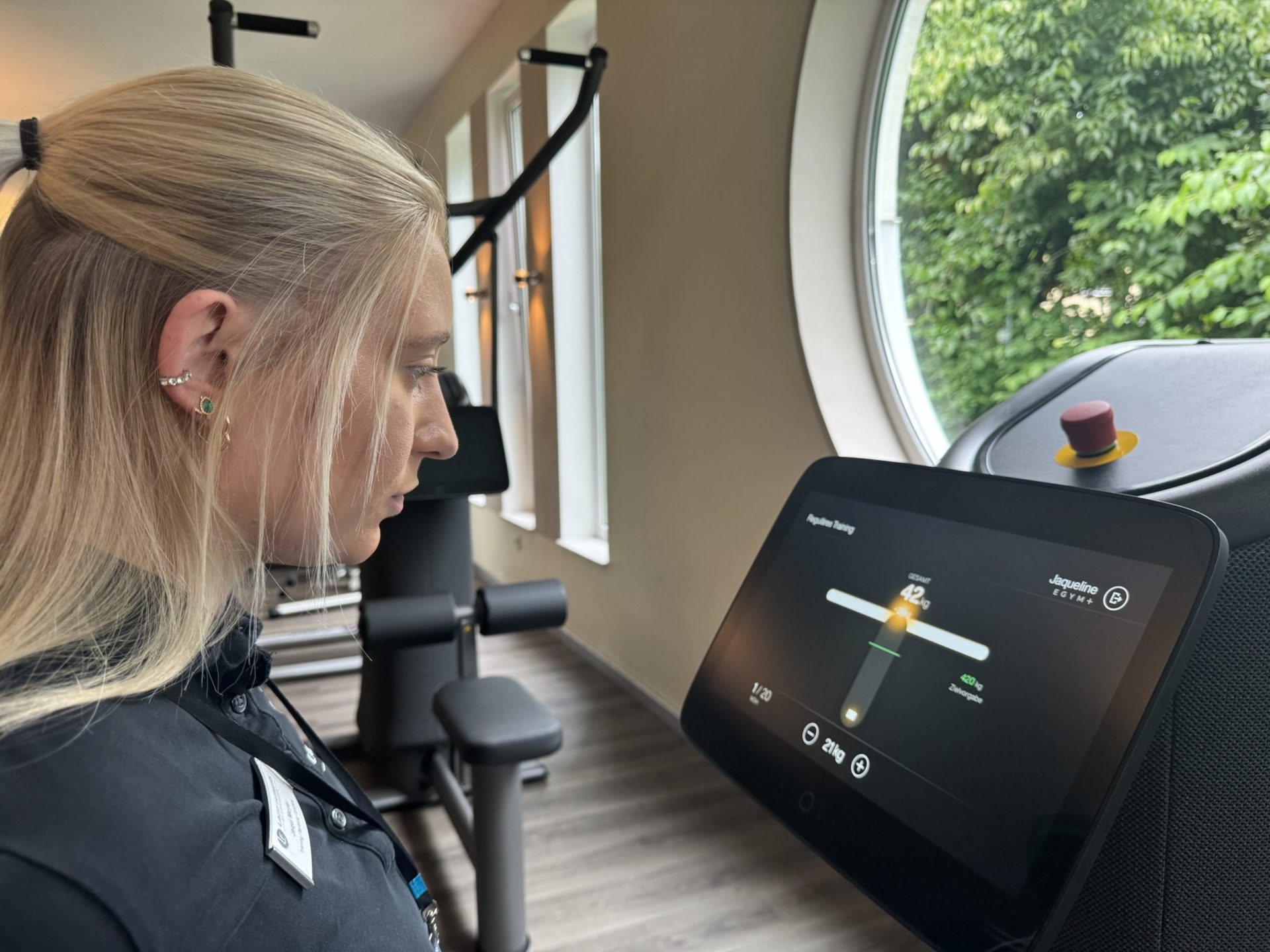 Im LADY Fitness Oldenburg bietet die neueste EGYM-Generation jetzt Training im flexiblen EGYM Free Modus.